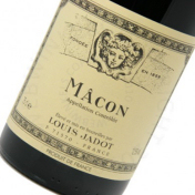 M&acirc;con